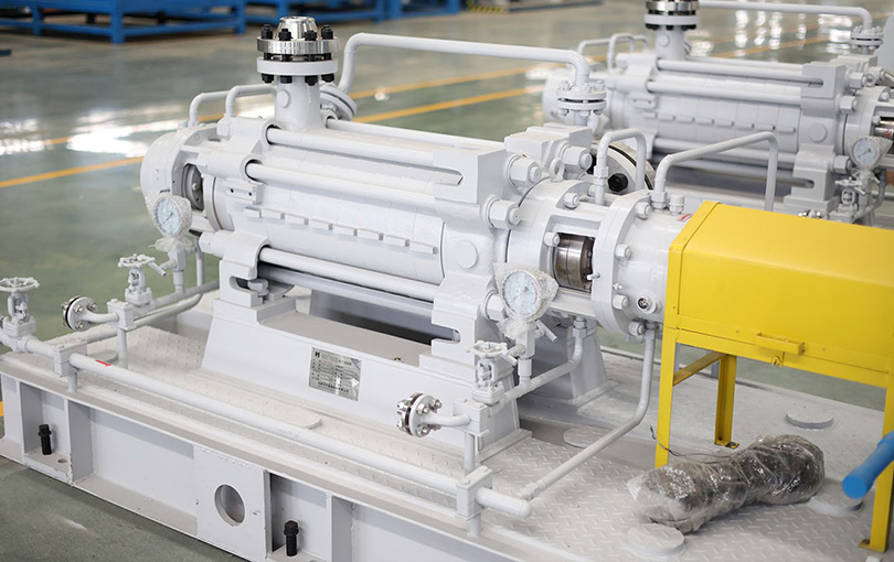 What is the Application Differences between BB4 and BB5 pumps